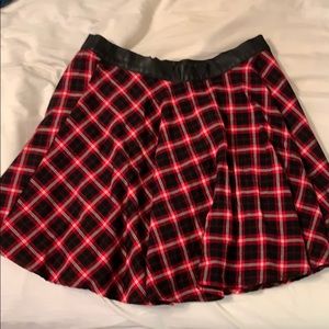 Faux Leather Trim Plaid Mini Skirt